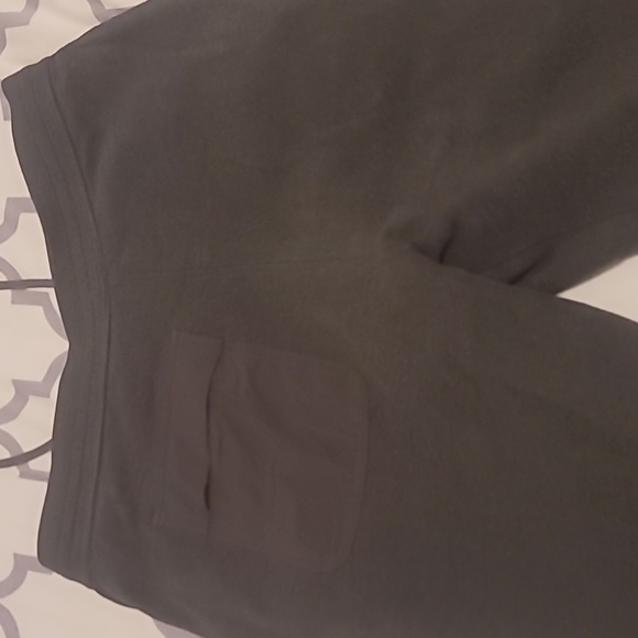 Lululemon Athletica Men's Size M Dark Gray Gym Training Pants - Picture 4 of 4